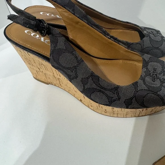 Coach ferry Black and Tan Wedge Sandals - Picture 6 of 6